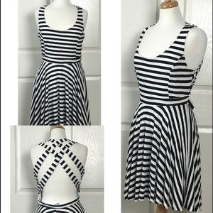 Charlotte Russe Black & White stripes